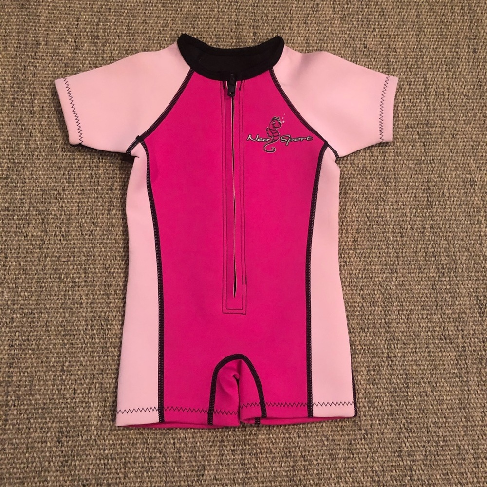 Girls Neoprene Wetsuit front zip Like new